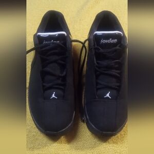 Jordan Men's Black and White Sneakers